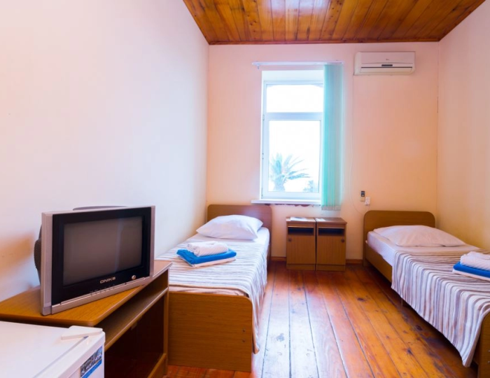 Стандартный 2-местный 1-комнатный без доп места - Гостиница «Абхазия» Новый Афон