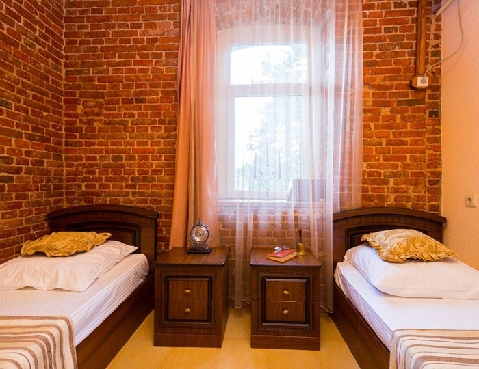 Стандартный 2-местный 1-комнатный без доп места с кирпичной стеной - Гостиница «Абхазия» Новый Афон